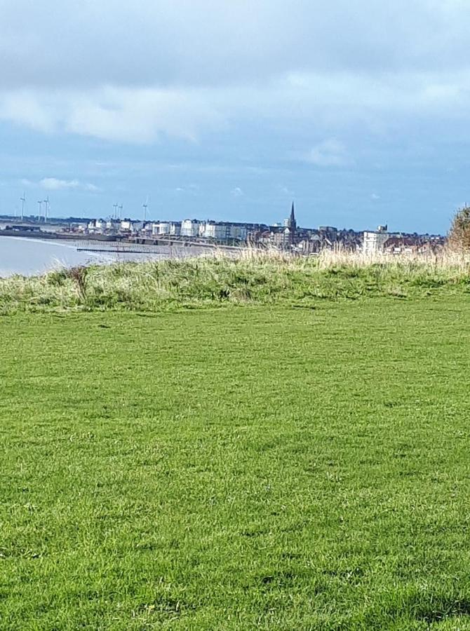 East Coast Apartments First Floor 2 Bed Apartment All Towels And Sheets Supplied Bridlington Eksteriør billede